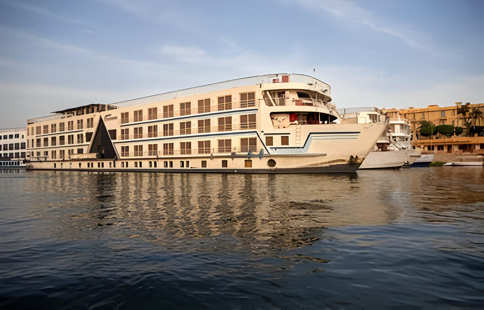 Best luxury Nile cruises- Top Class Egypt Travel