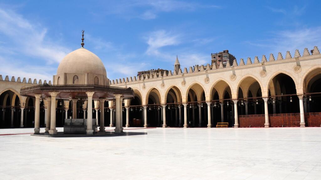 Amr Ibn Al-Aas Mosque