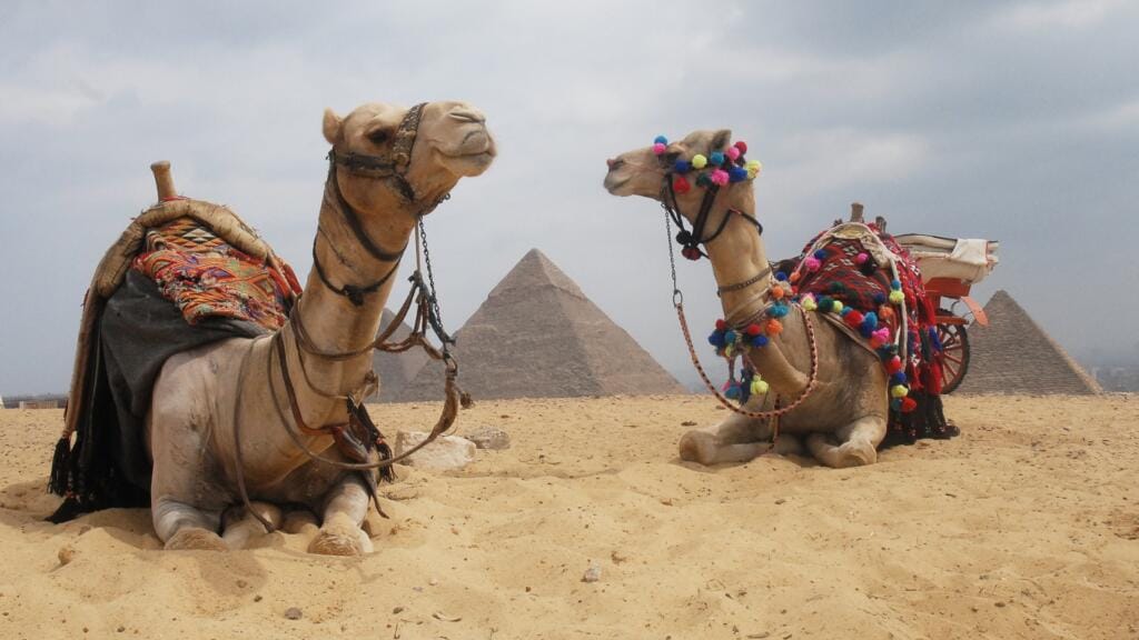 Why giza pyramids Build Top Class Egypt Travel