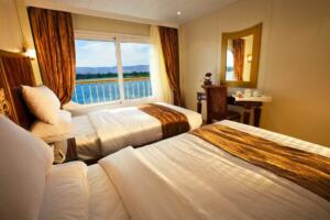 al hambra nile cruise twin cabin river view