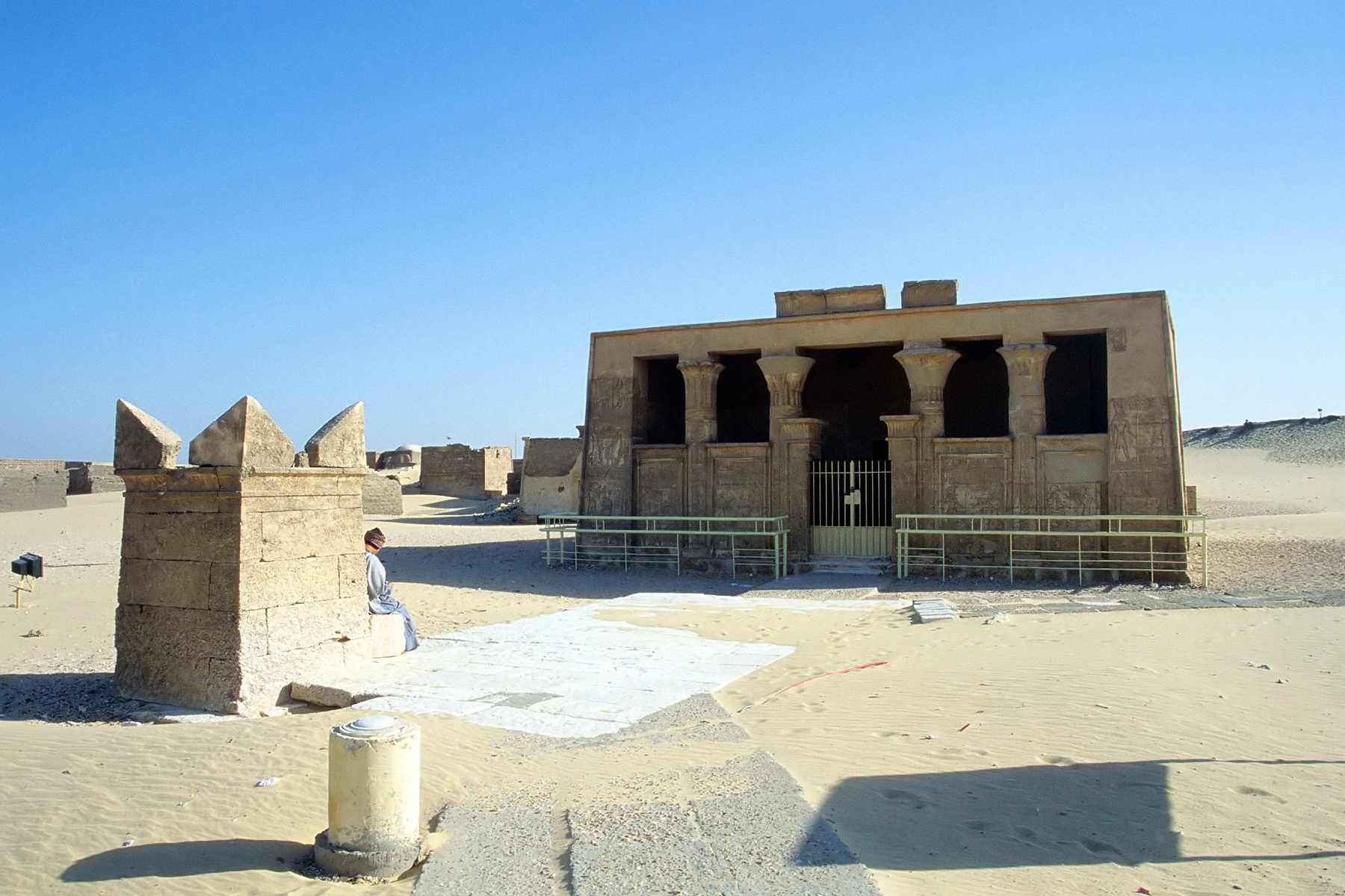 Tuna el-Gebel: The Sacred City of Thoth