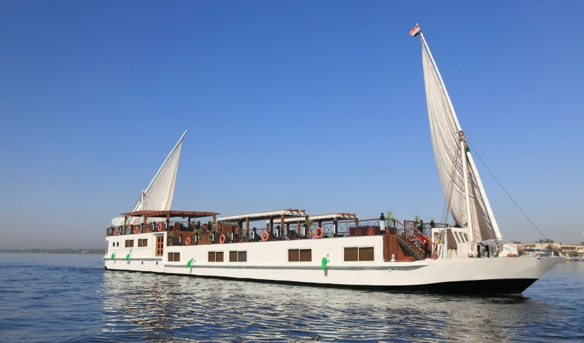 Amoura Dahabiya Nile Cruise