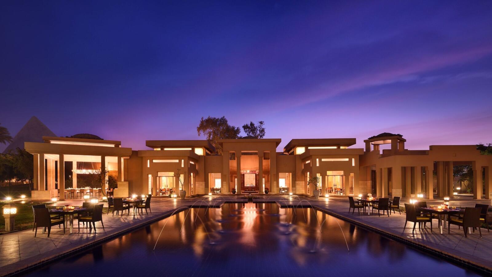 Marriott Mena House Cairo historic hotel facade near Pyramids