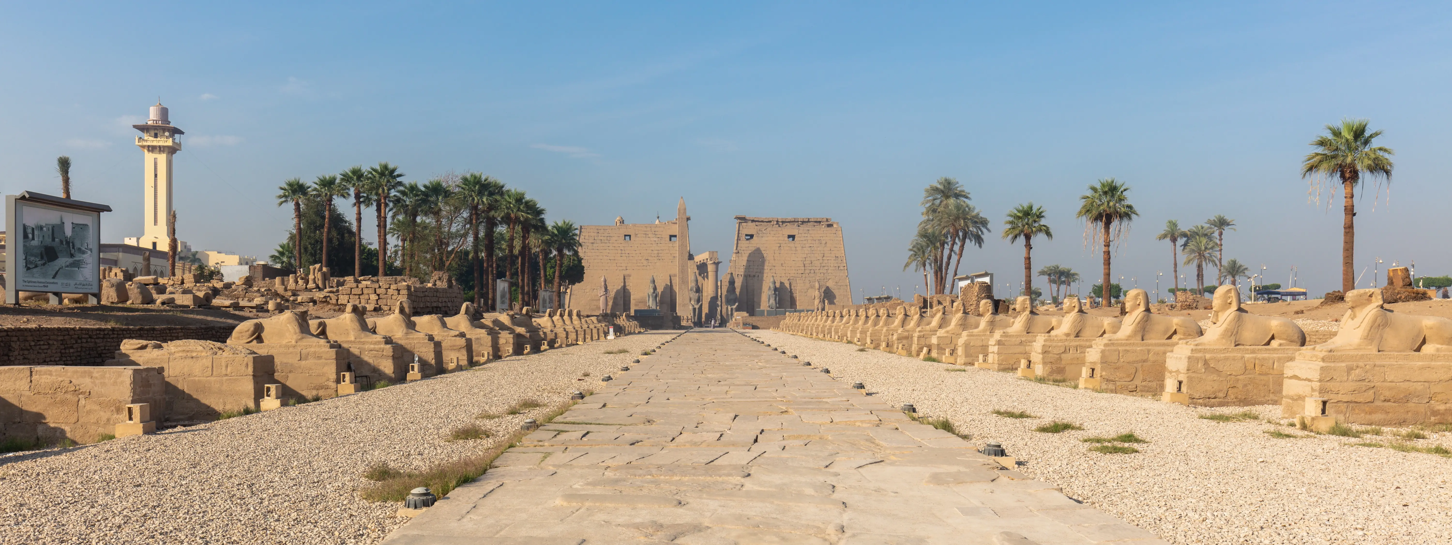Templo de Luxor Luxor Egipto 2022 04 01 DD 44 scaled