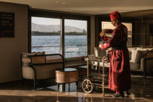 historia nile cruise aura lounge hibiscus service