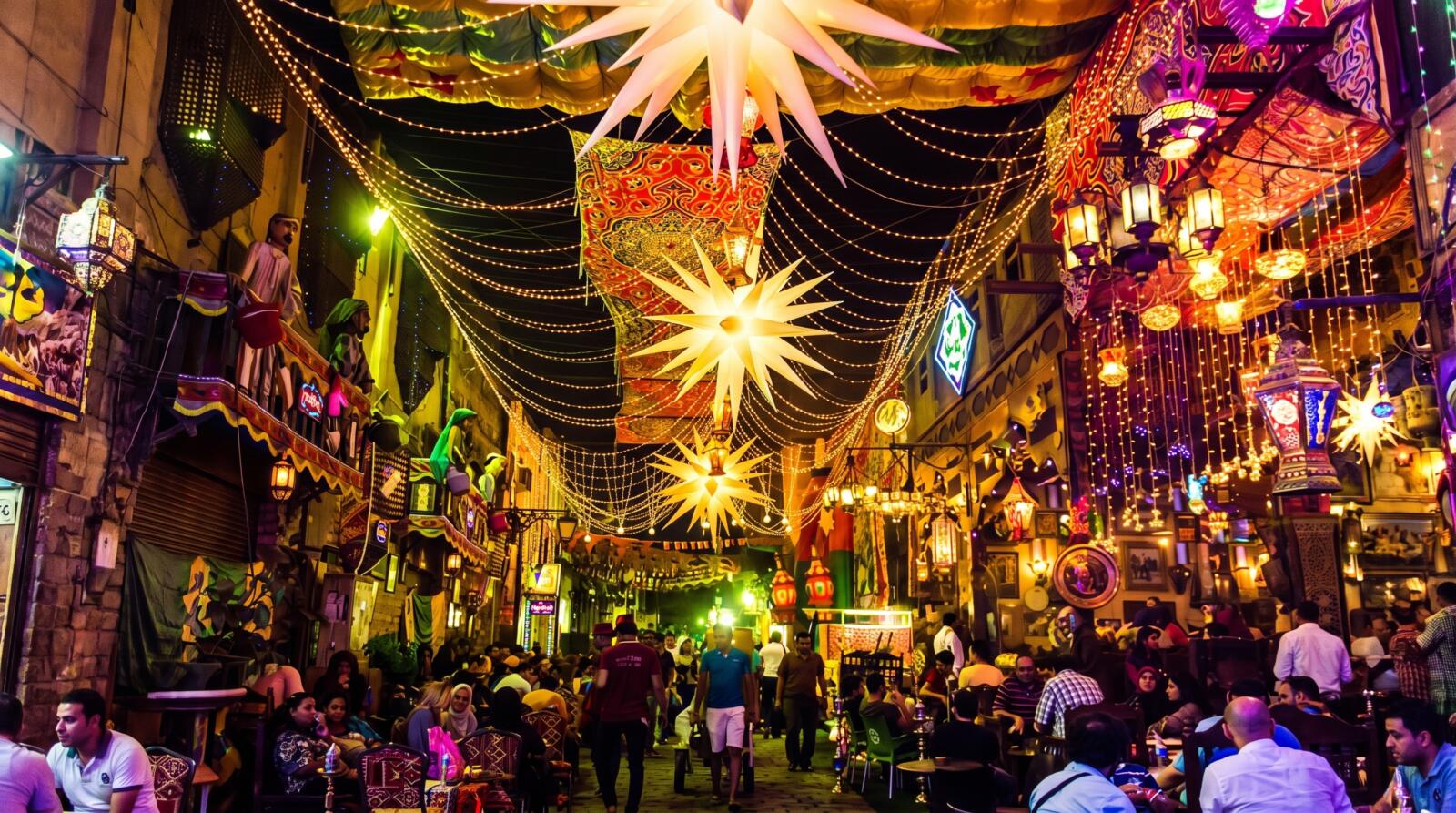Cultural Etiquette & Ramadan Festivities