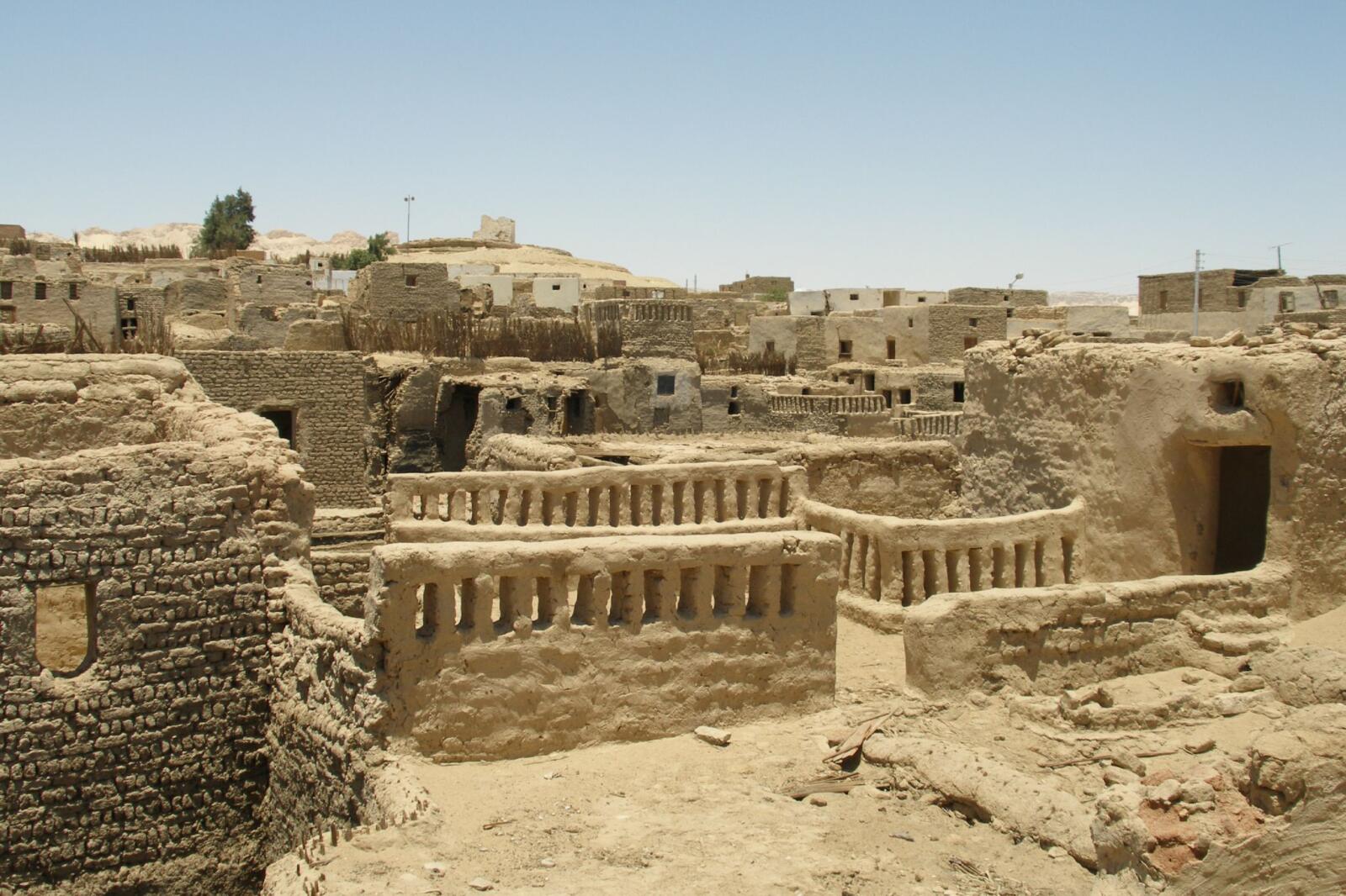 Al Qasr city (Dakhla Oasis)