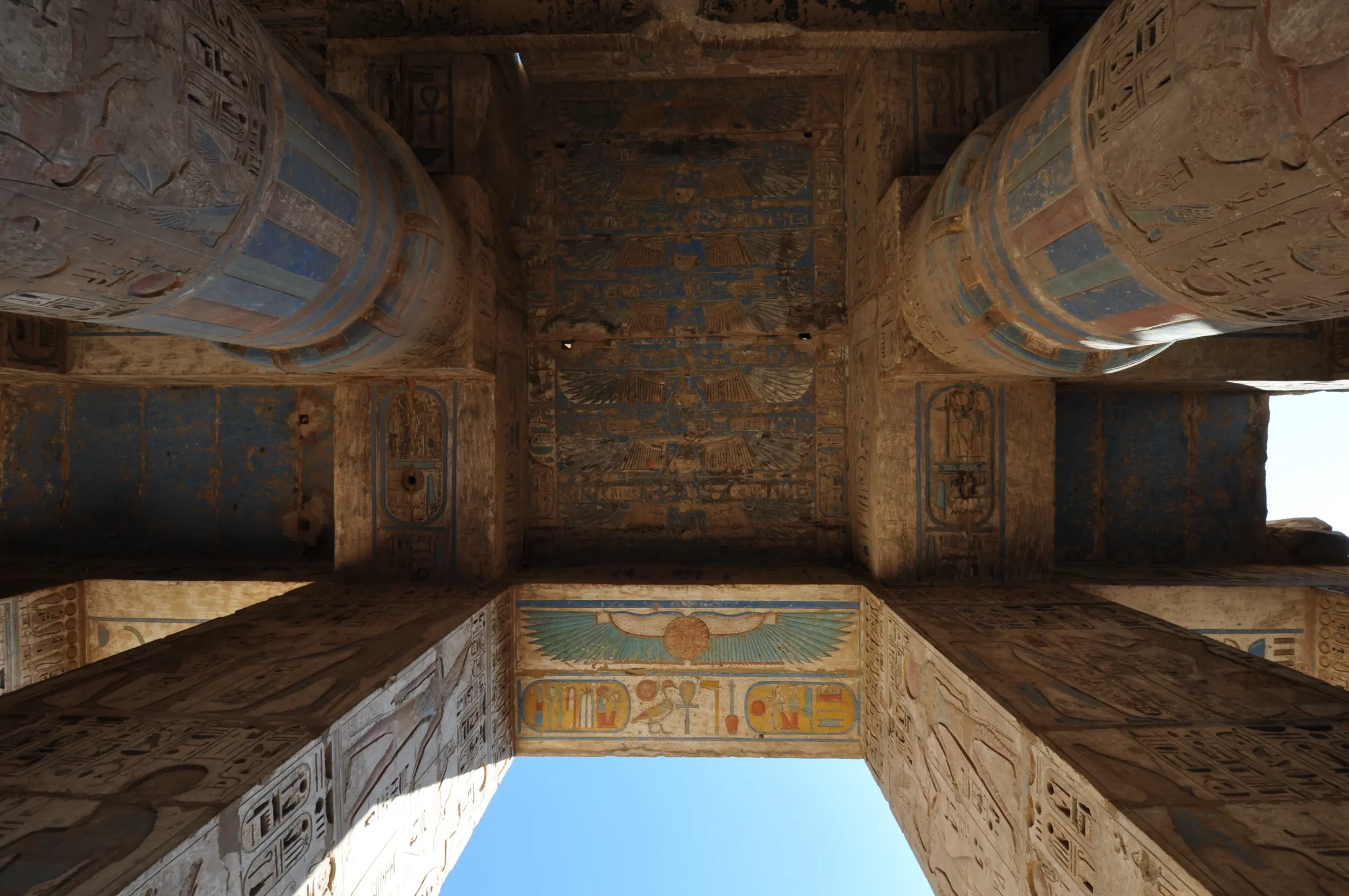 Day tour to Valley of the Queens, Habu & Ramesseum