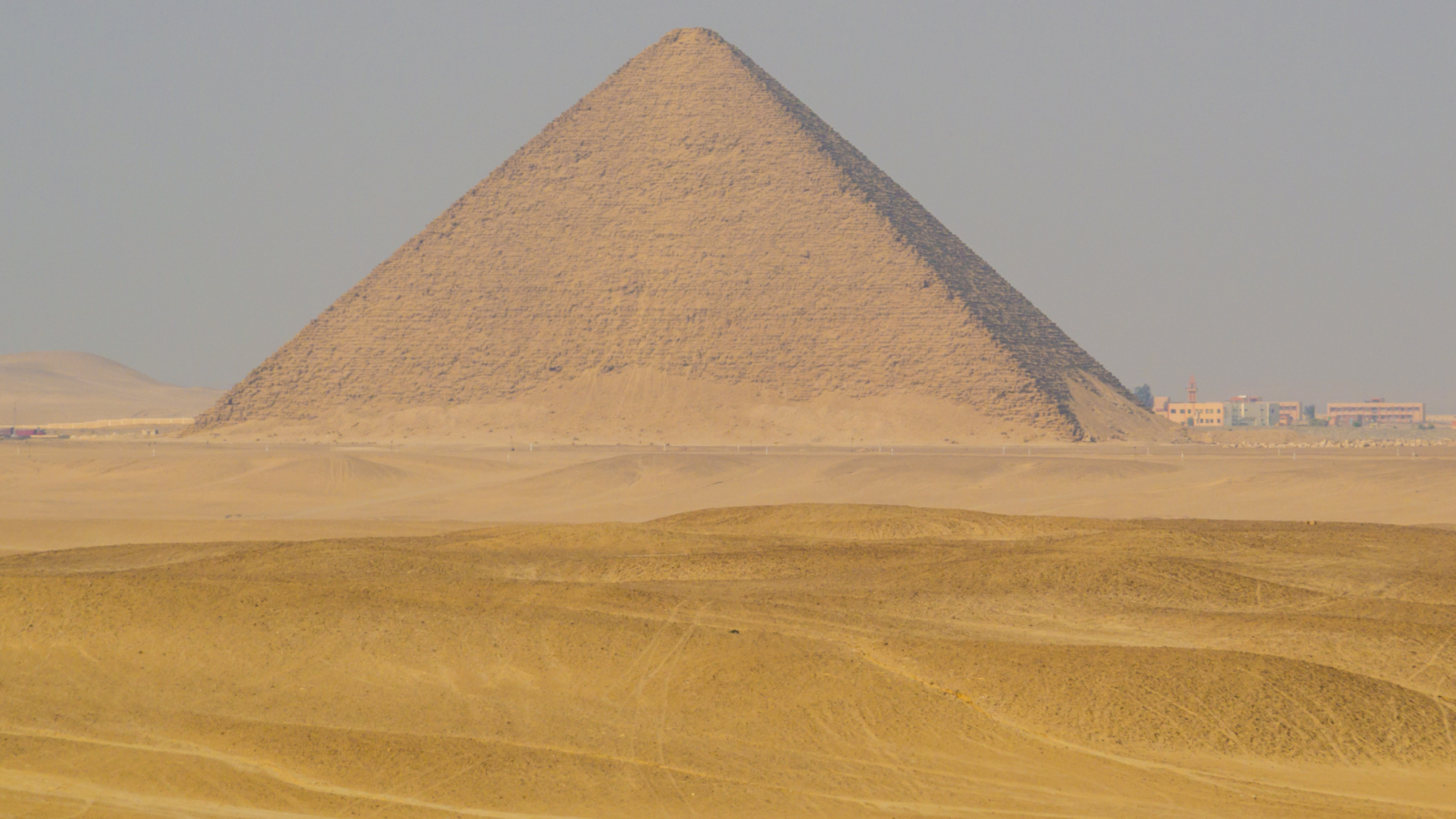 red pyramid (3)
